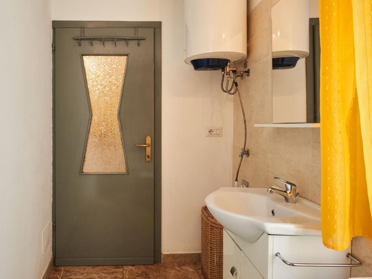 Apartment Casa Del Pergulin - Lmz325 By Interhome Verceia Extérieur photo